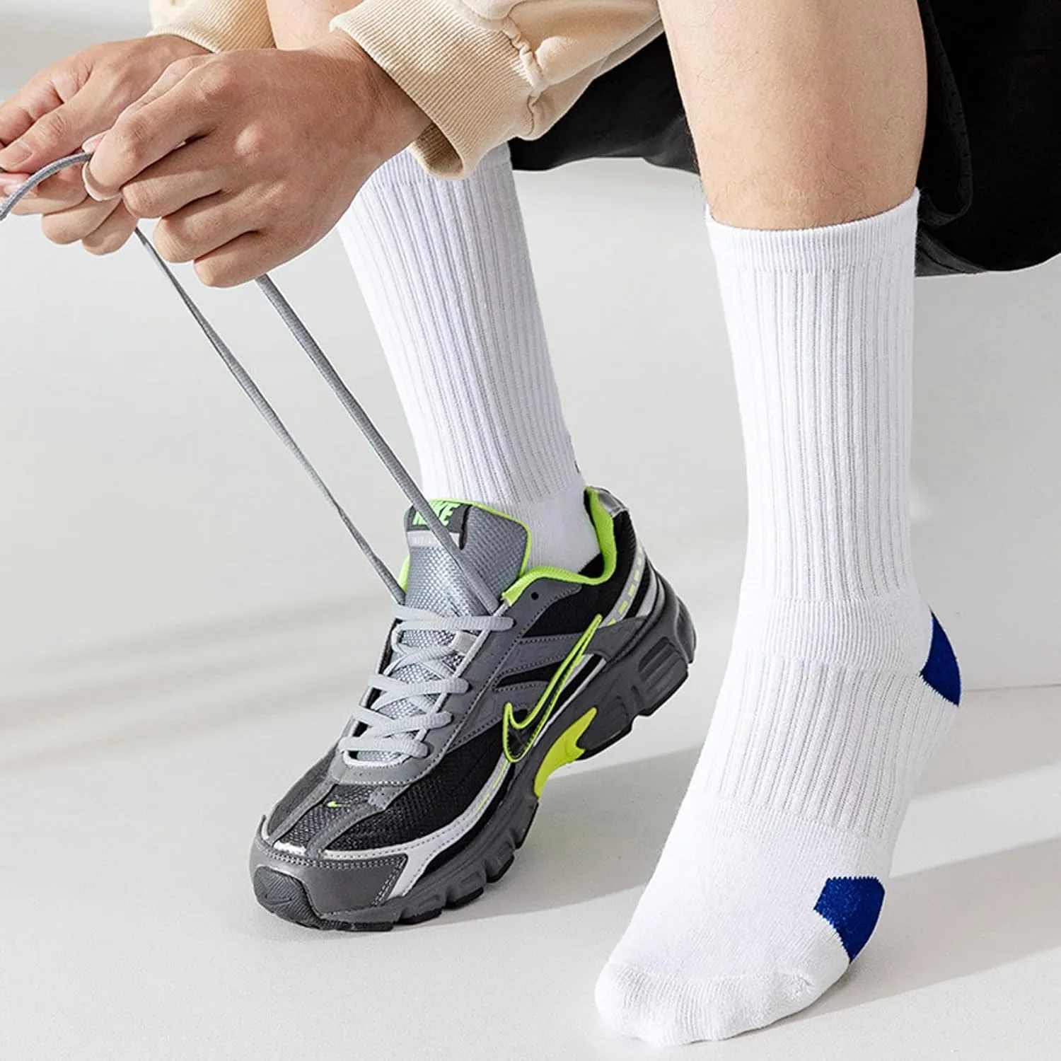 4Pairs Elite Basketball Socks Cushion Athletic Crew Socks Thick Performance Sport Soccer Towel Socks 7-12