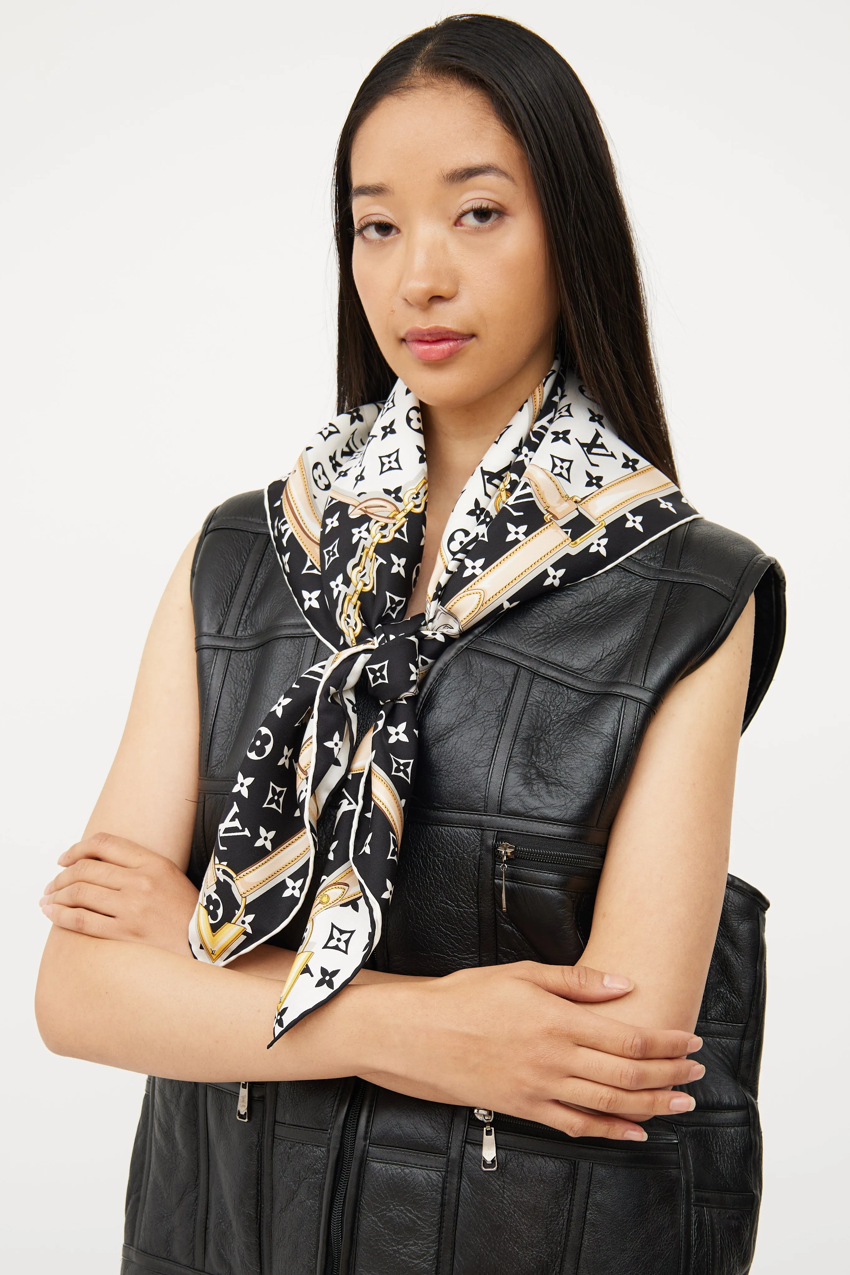 Black & White Monogram Confidential Scarf