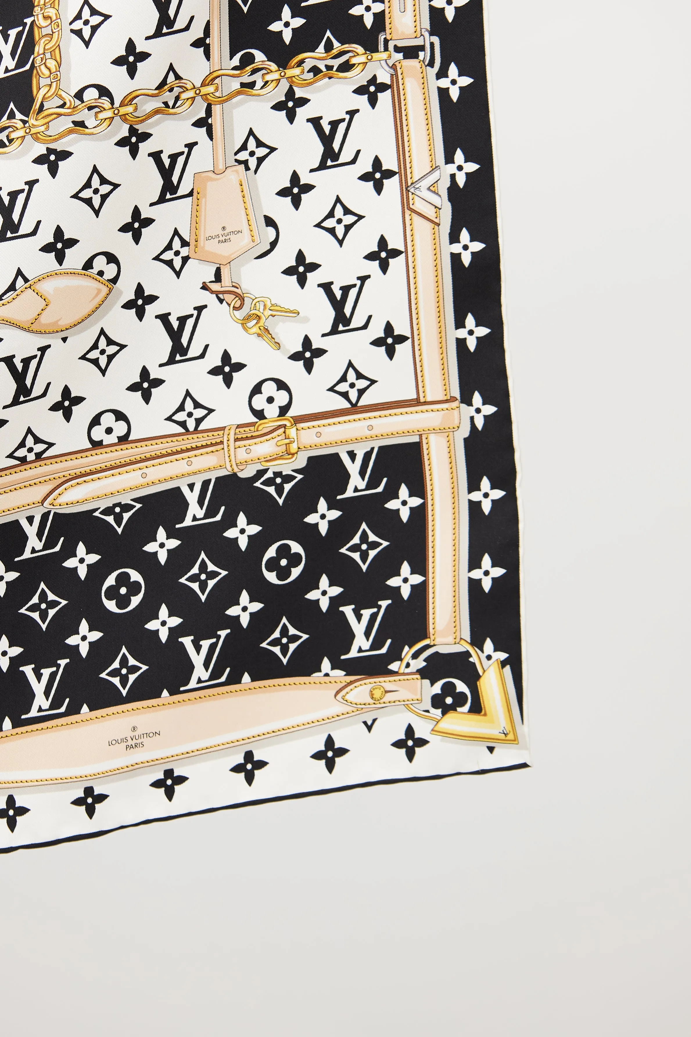 Black & White Monogram Confidential Scarf