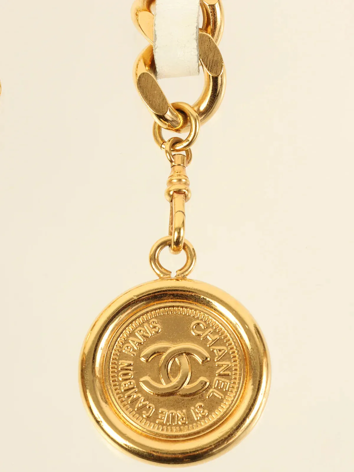 CHANEL 1995 Made Logo Plate Cc Mark Coin Charm Chain Belt Gold/White