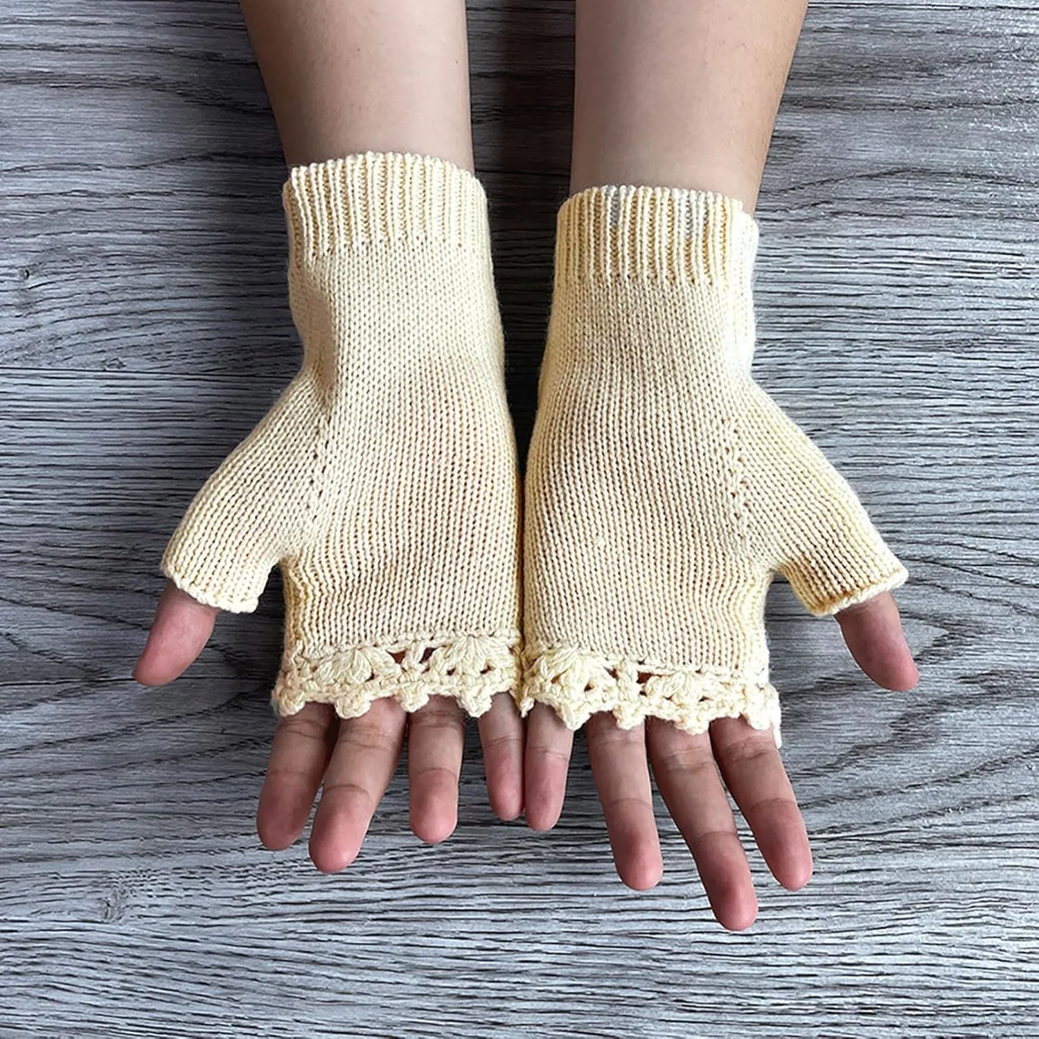 Motorcycle Driving Gloves Thermal Winter Gloves Winter Gloves with Touchscreen, Windproof and Warm Winter Glives