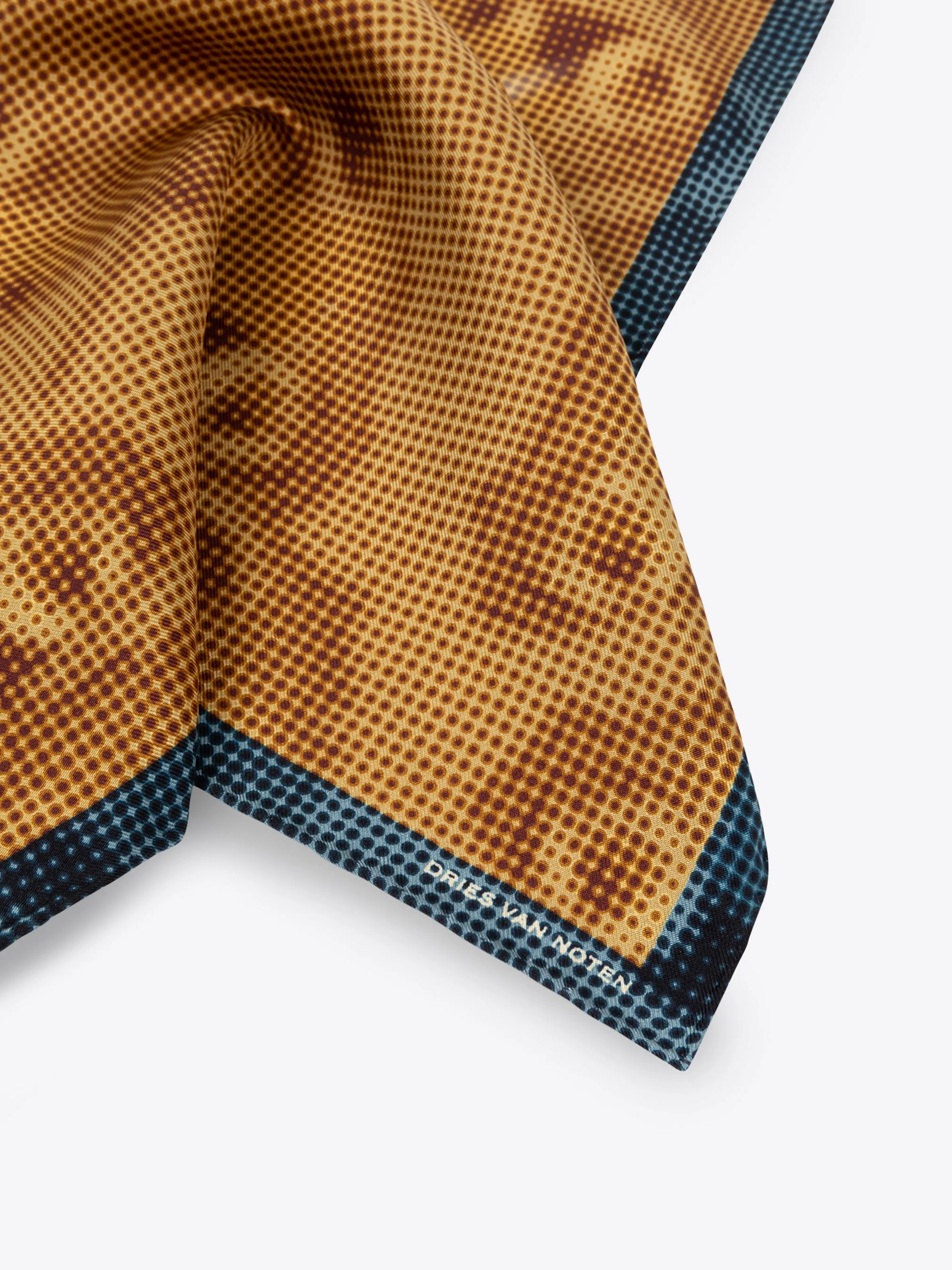 Silk pocket square